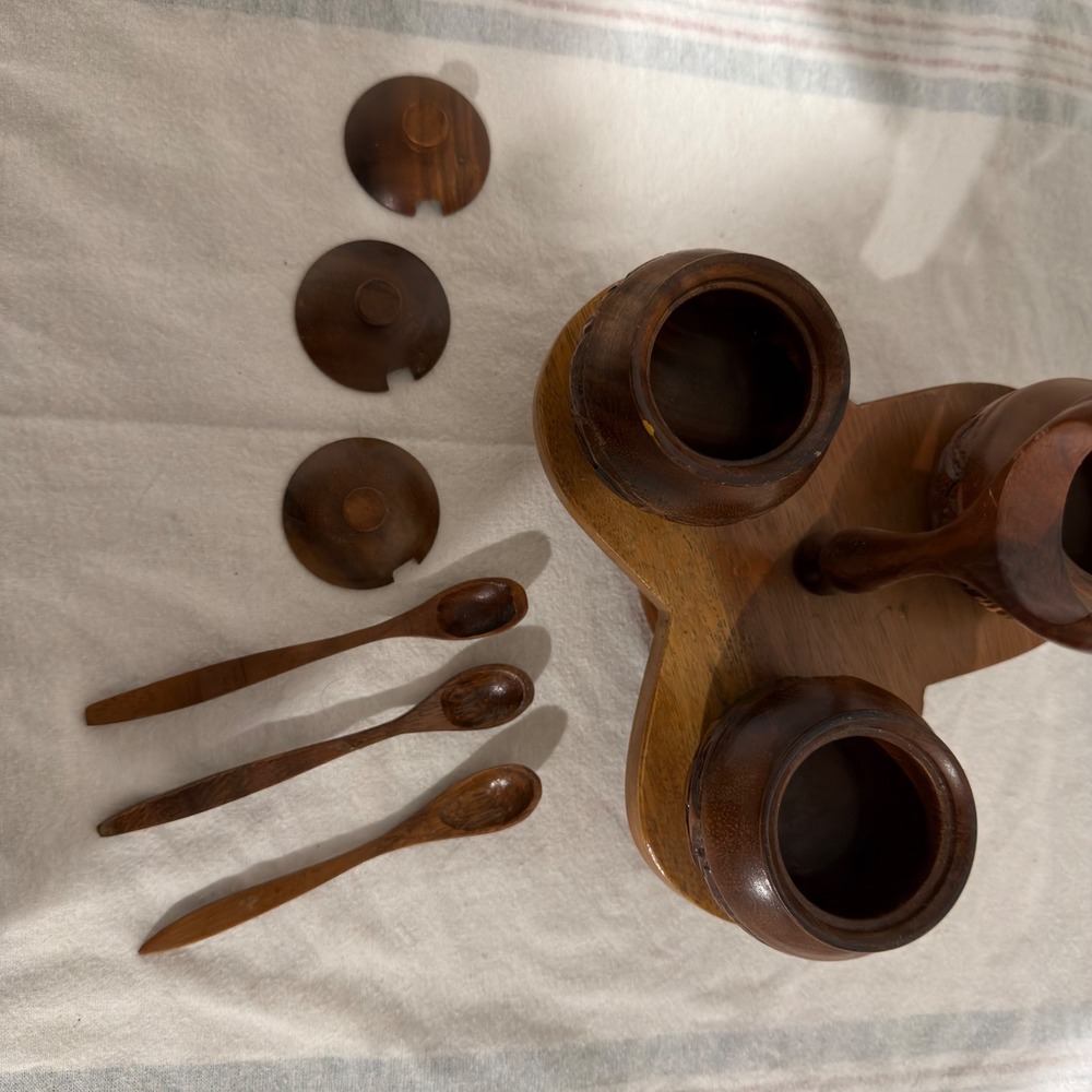 1960's Vintage Tiki Wood Lazy Susan with 3 Wood Condiment Jars And Spoons - Picture 8 of 14